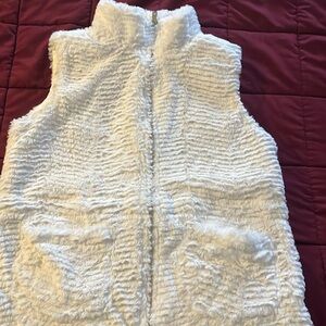 Kim Rogers White Fur Vest Petite Medium with front pockets
